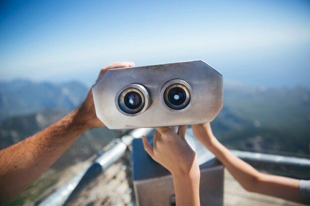 Panoramic binoculars