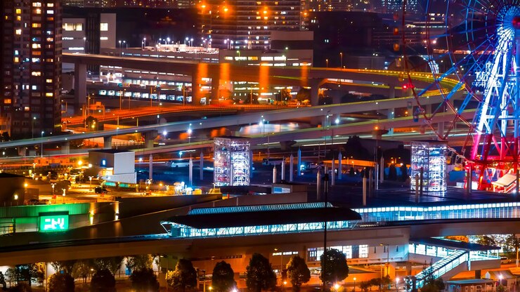 Photo 東京市のパノラマ・ドーン・ビュー 有名な東京スカイトリーとスミダ川のセンソジ寺院