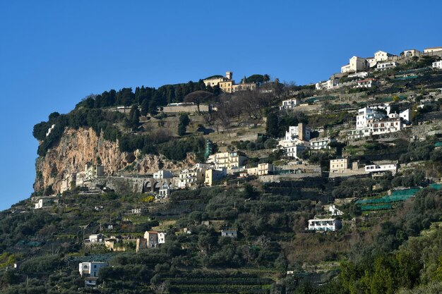 Панорамный вид на побережье Амальфи в провинции Салерно, Италия