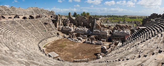 Vista panoramica dell'antico anfiteatro romano a side turkey