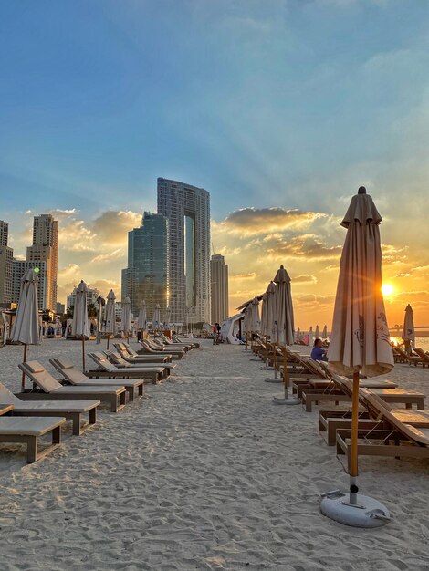 Foto vista panoramica degli edifici contro il cielo durante il tramonto