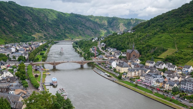 Photo panoramic view of cochem and the river