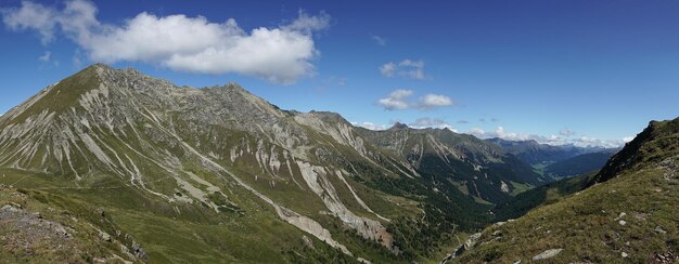 Фото Панорамный вид на доломиты в италии