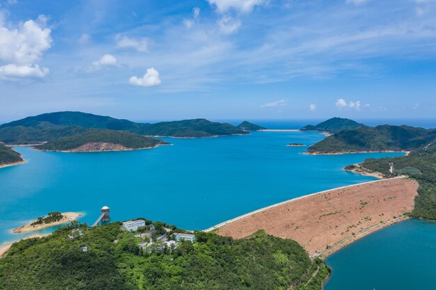 写真 空と対照的に海のパノラマ景色