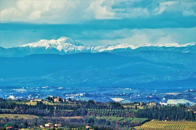 Foto vista panoramica del paesaggio cittadino contro il cielo