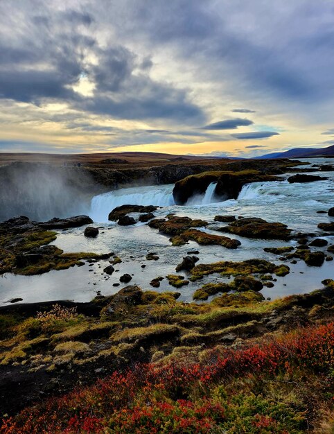 Foto vista panoramica della cascata