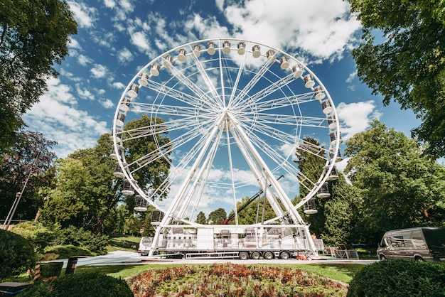 Panoramic wheel installed in the parc of Limpertsberg