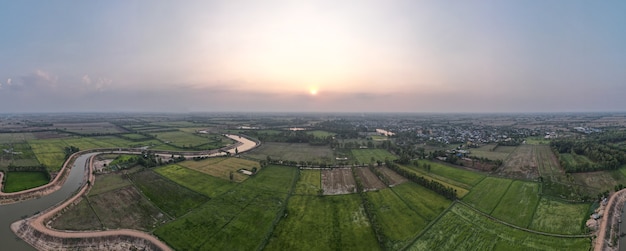 Panoramisch luchtfoto van rijstvelden, Thailand.
