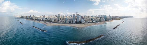 Panoramisch luchtfoto van Tel Aviv en zee TelAviv Israel