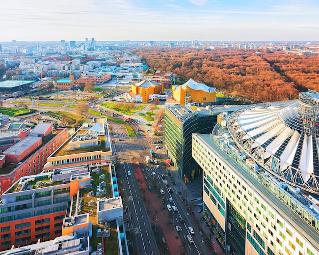Foto panoramisch uitzicht op de potsdamer platz en het centrum van berlijn, duitsland
