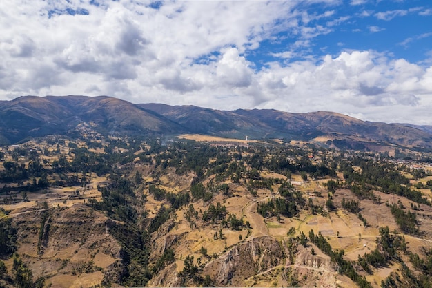 Panoramisch uitzicht op het berglandschap van ayacucho