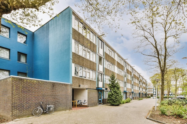 Panoramisch zicht op bakstenen huizen