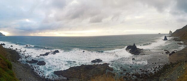 Panoramische de la playa Benijo en Tenerife