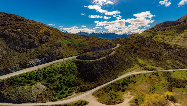 Panoramische drone-luchtfoto's van Lake Hawea en de bergen van Zuidereiland, Nieuw-Zeeland