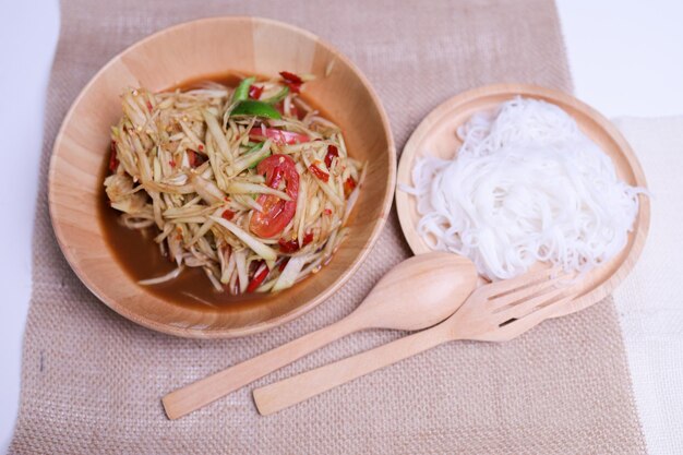 Салат из папайи Тайская кухня