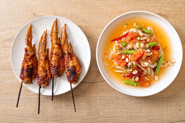 papaya spicy salad with grilled chicken