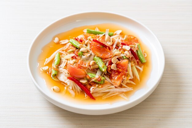 Papaya spicy salad