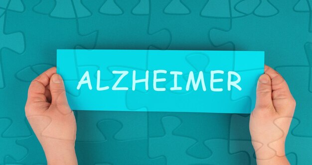 Papieren bewustzijnsdag dementie diagnose Parkinson's ziekte geheugenverlies hersenziekte Alzheimer
