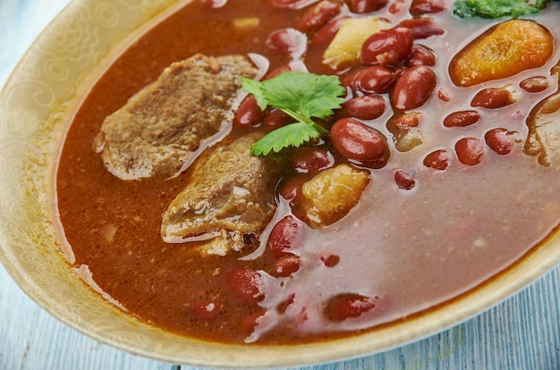 Papurokka - Finnish beetroot, bean and beef soup