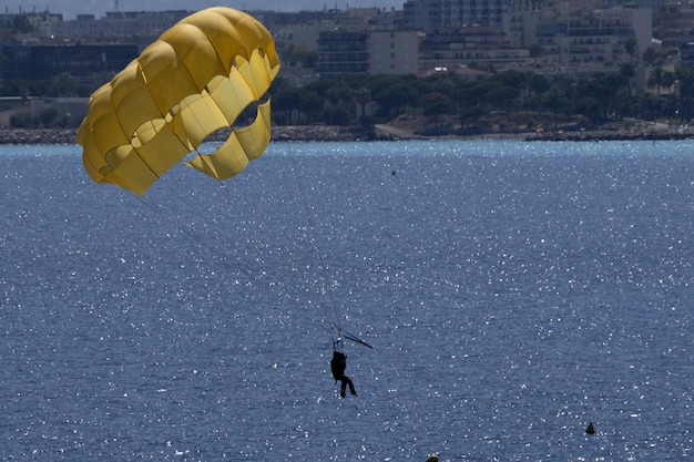 Parachut with speedboat people having fun