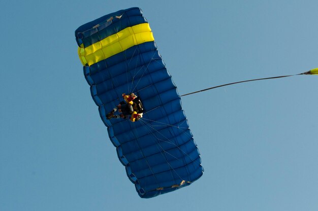 Photo parachutist