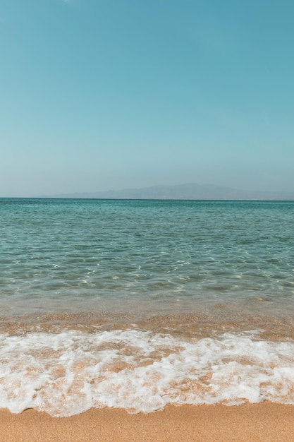 Foto paradise beach o laguna blu nell'isola di naxos grecia