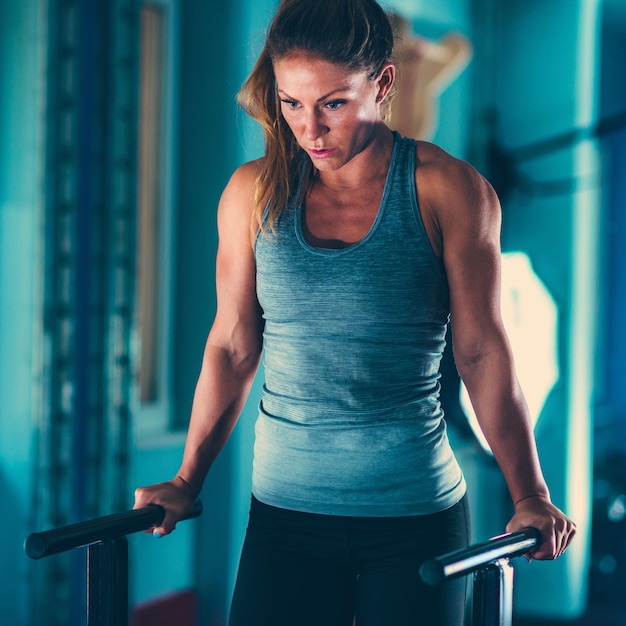 Parallel bars exercising