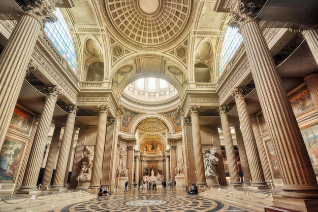 Foto parigi francia 05 luglio 2016 all'interno del mausoleo francese per il grande popolo di francia il pantheon a parigi