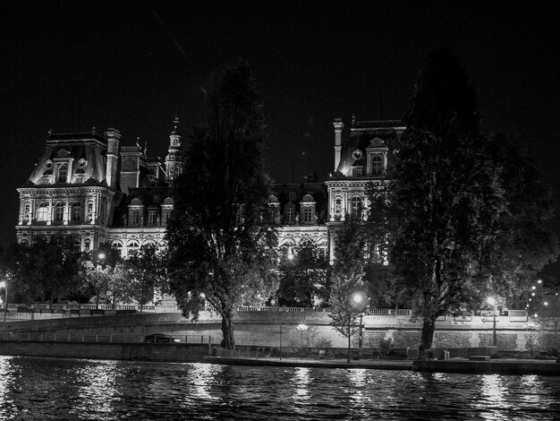 paris and the seine