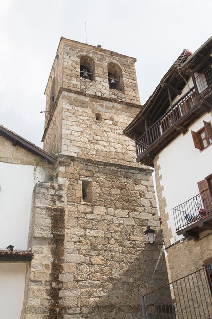 Foto torre della chiesa parrocchiale candelario salamanca