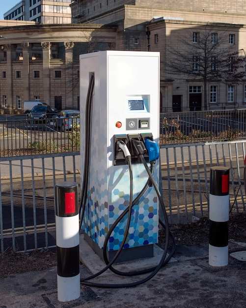Parking for electric vehicles in city