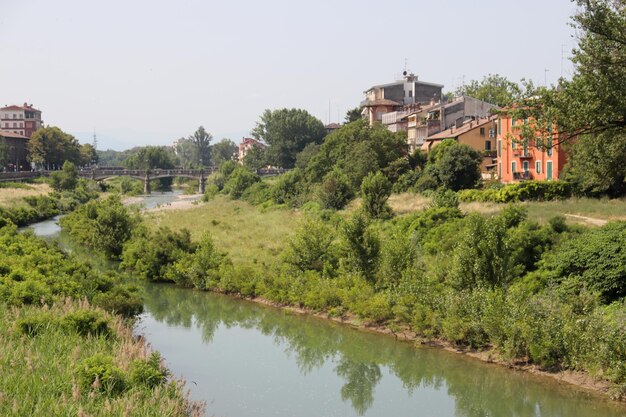 イタリアのパルマ市を通るパルマ川