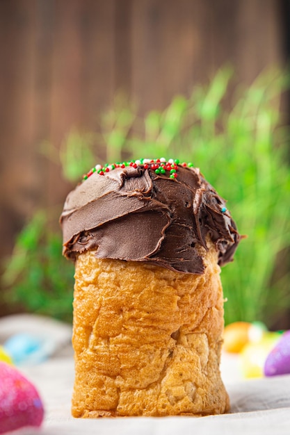 pasen cake chocolade glazuur bruin paasvakantie gebak kulich zelfgemaakte traktatie maaltijd eten snack