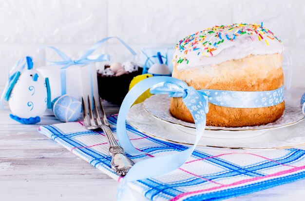 Pasen-cake en Plaats het plaatsen voor Pasen