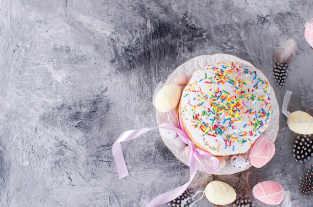 Pasen-cake en Plaats het plaatsen voor Pasen