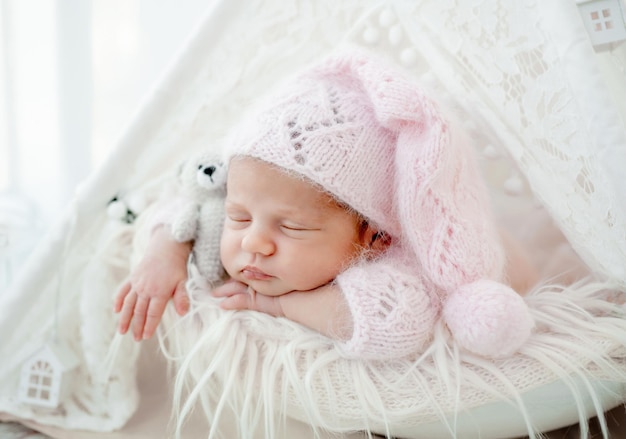 Pasgeboren baby meisje studio portret