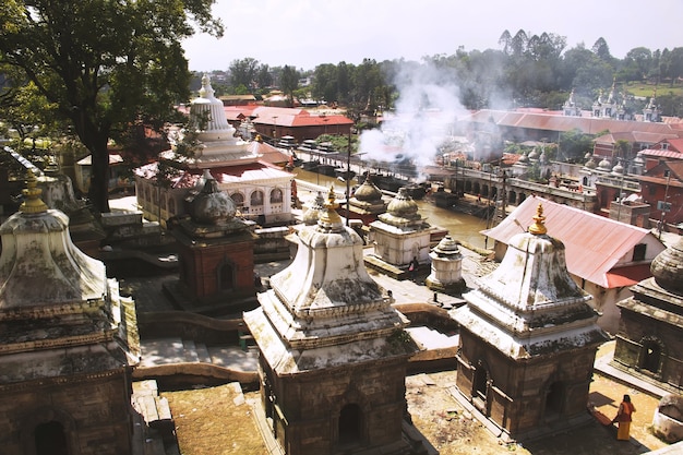 Tempio di pashupatinath. famoso complesso di templi indù a kathmandu. nepal