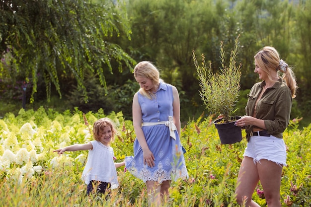 Passing on to children the passion and love to plants and flowers