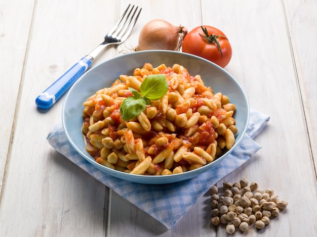 Pasta cavatelli with chickpeas and tomatoes