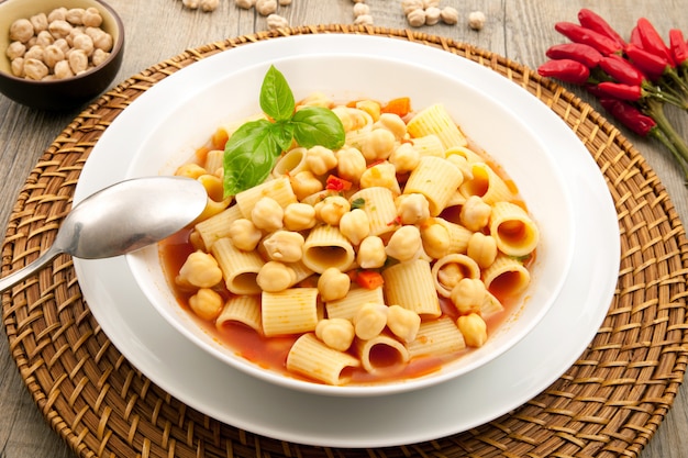 Pasta and chickpeas soup