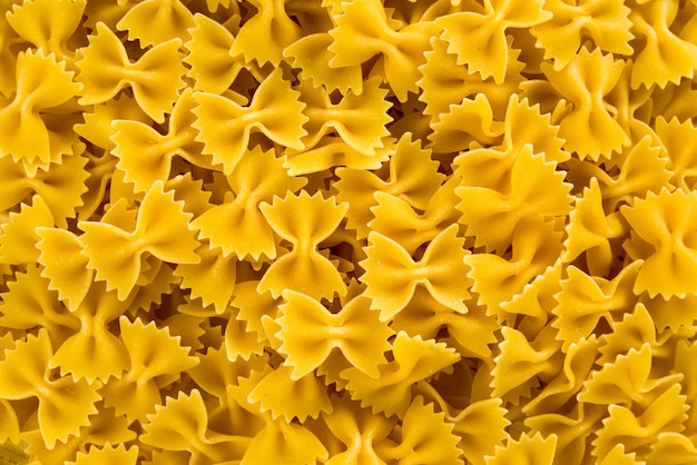 Pasta farfalle van licht deeg, close-up