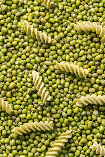 Foto pasta a base di fagioli mung rossi pasta fusilli senza glutine