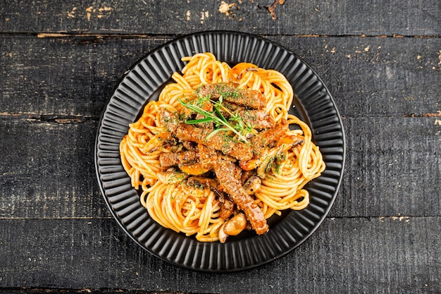 Pasta met ossenhaas en champignons