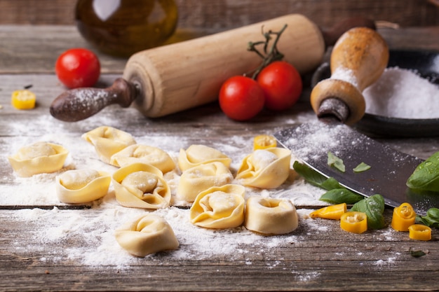 Pasta ravioli on flour