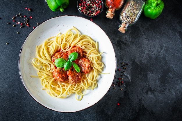 Pasta spaghetti meatballs and tomato sauce