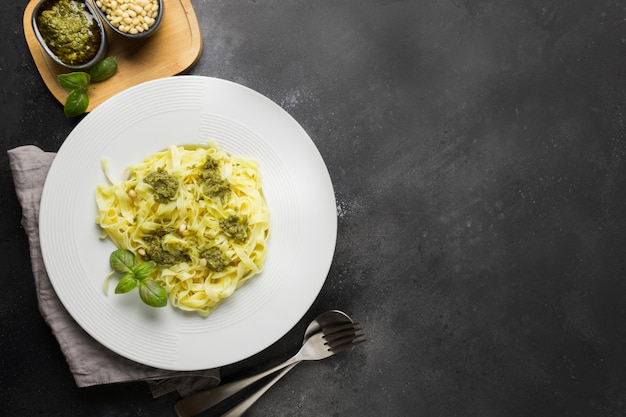 Pasta tagliatelle met forel en room