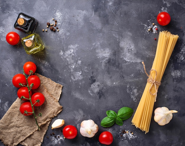 Pasta, tomatoes, olive oil and vinegar