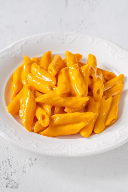 Pasta with cheese sauce