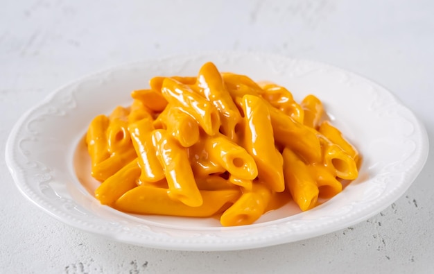 Pasta with cheese sauce