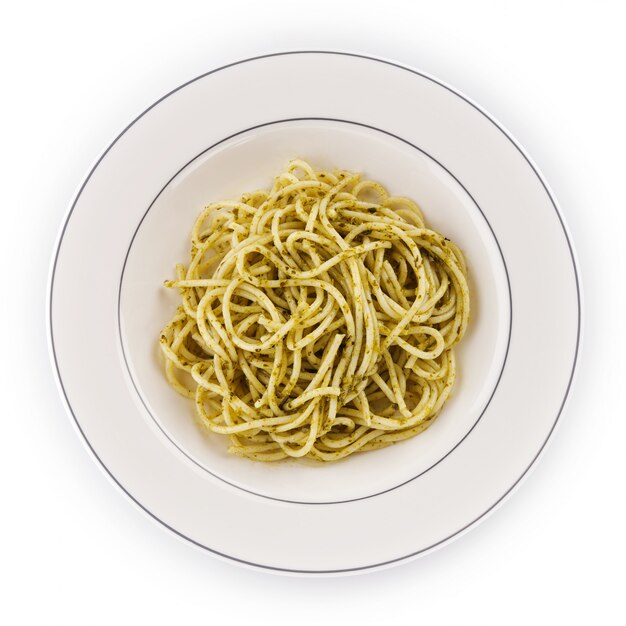 Foto pasta al pesto. cucina italiana